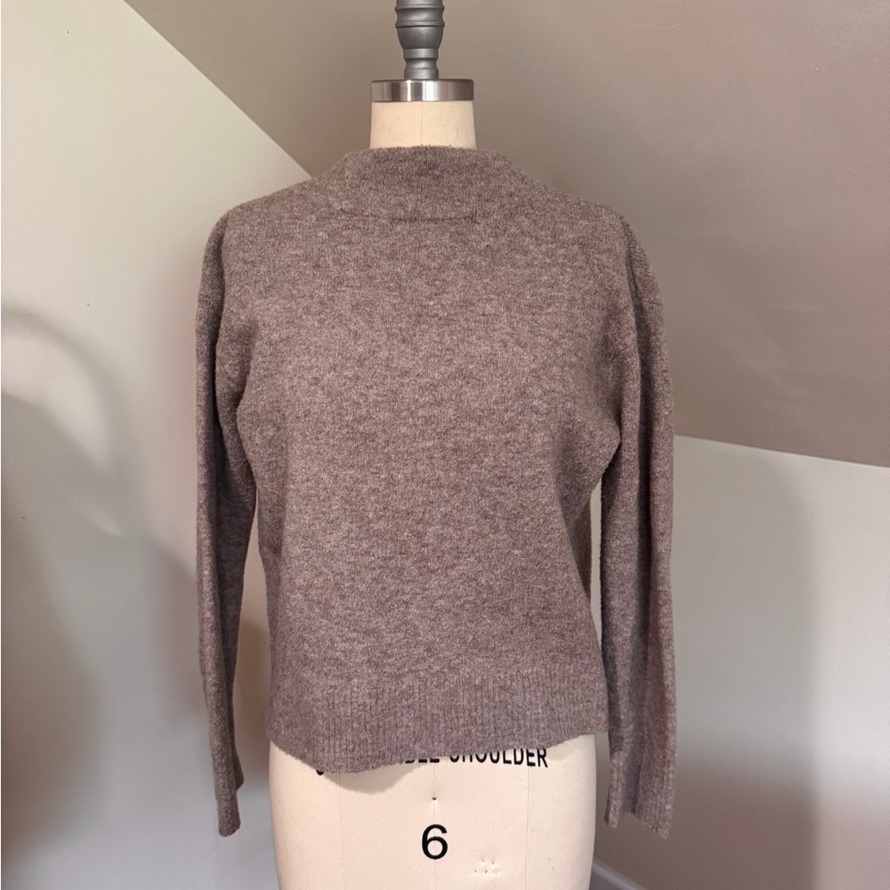 Uniqlo Mix Wool Mockneck Sweater